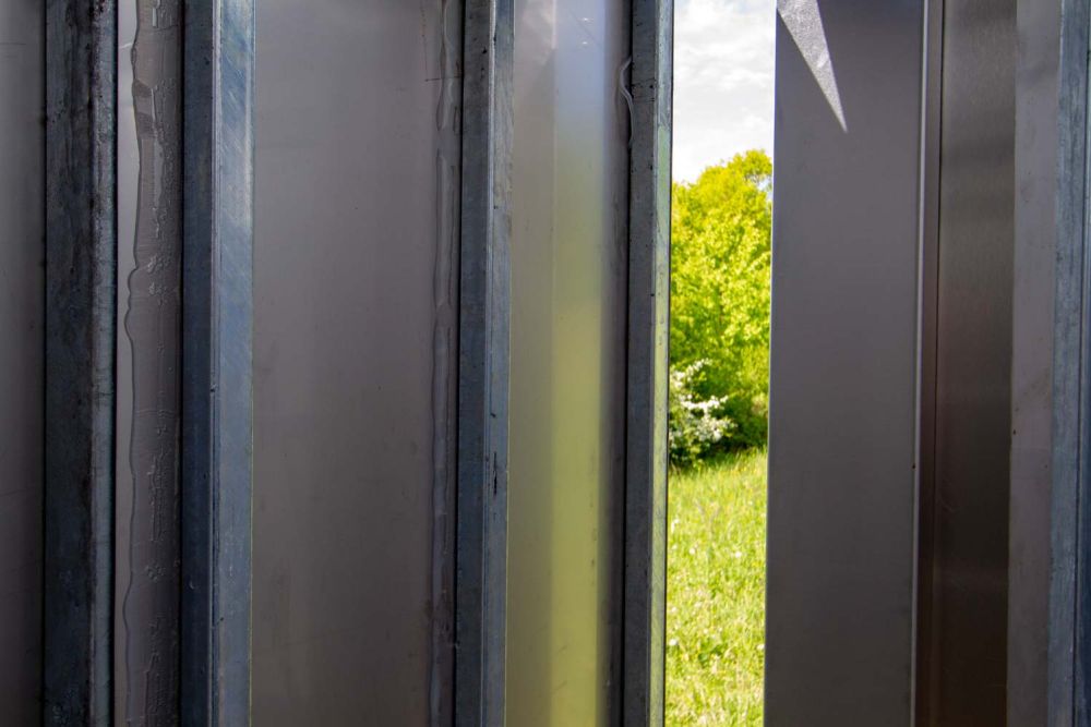 Blick nach außen aus der Tür