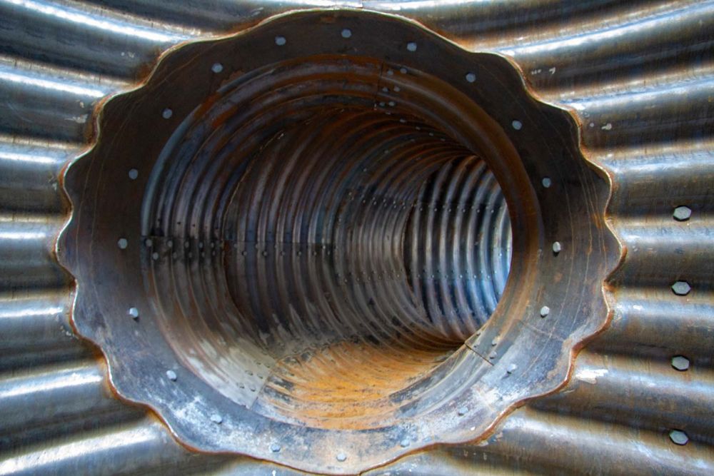 Wellblechröhre mit Abgängen