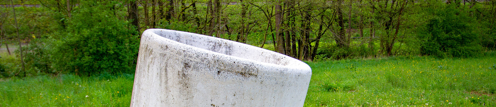 Hinab durch die Mitte